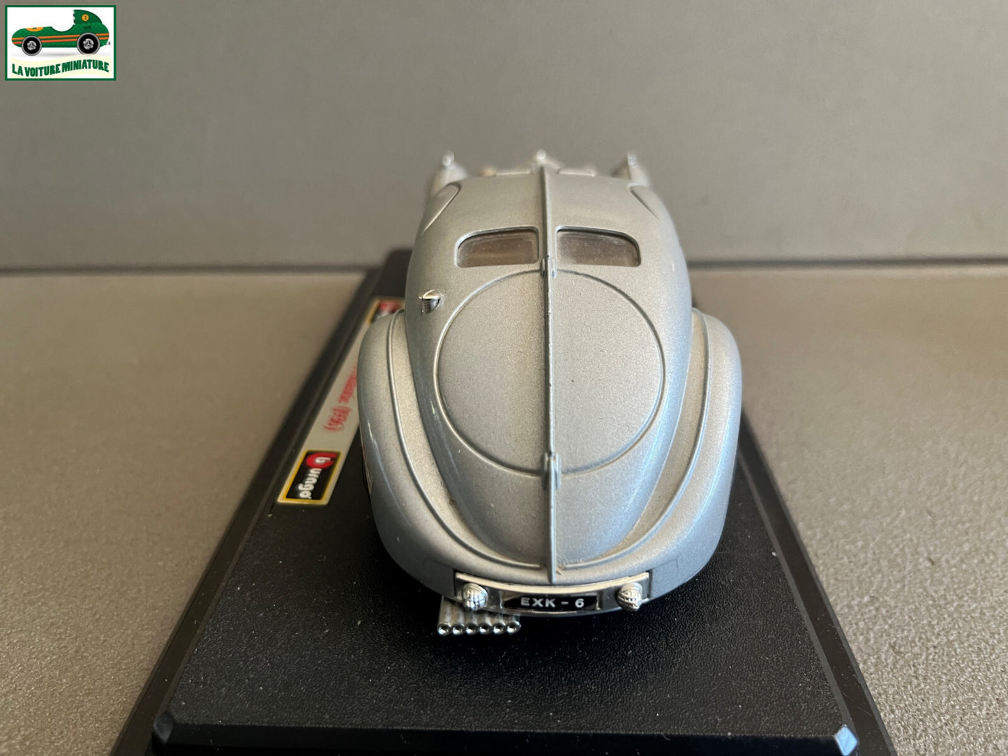 Voiture miniature Bugatti Atlantic 1936 Burago au 1/24