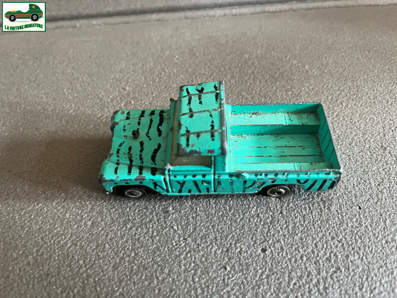 Ancienne Voiture Miniature Land Rover 109 WB Corgi Toys Daktari Epave 1/43