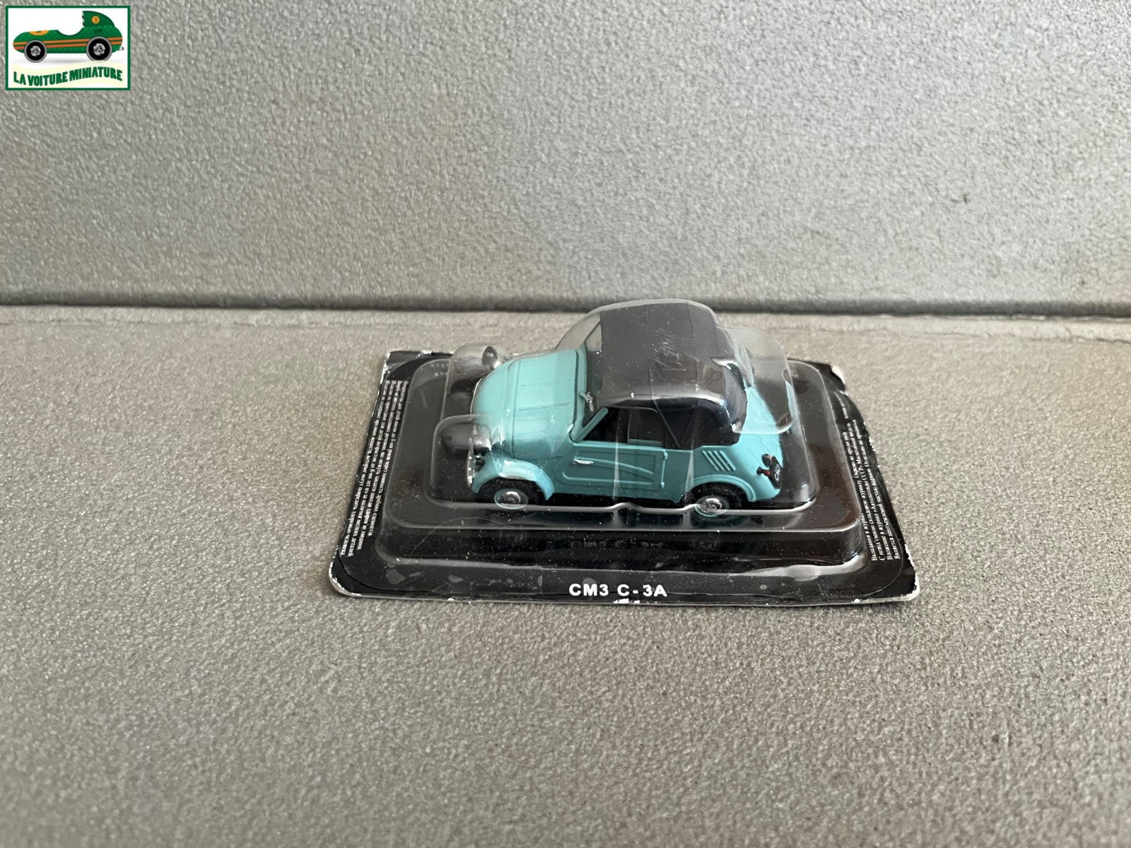 Voiture Miniature CM3 C3A Pays de L'est URSS Russie au 1/43