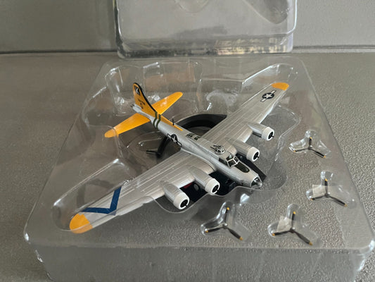 Avion miniature Militaire Boeing B-17G Flying Fortress USA Altaya 1/72