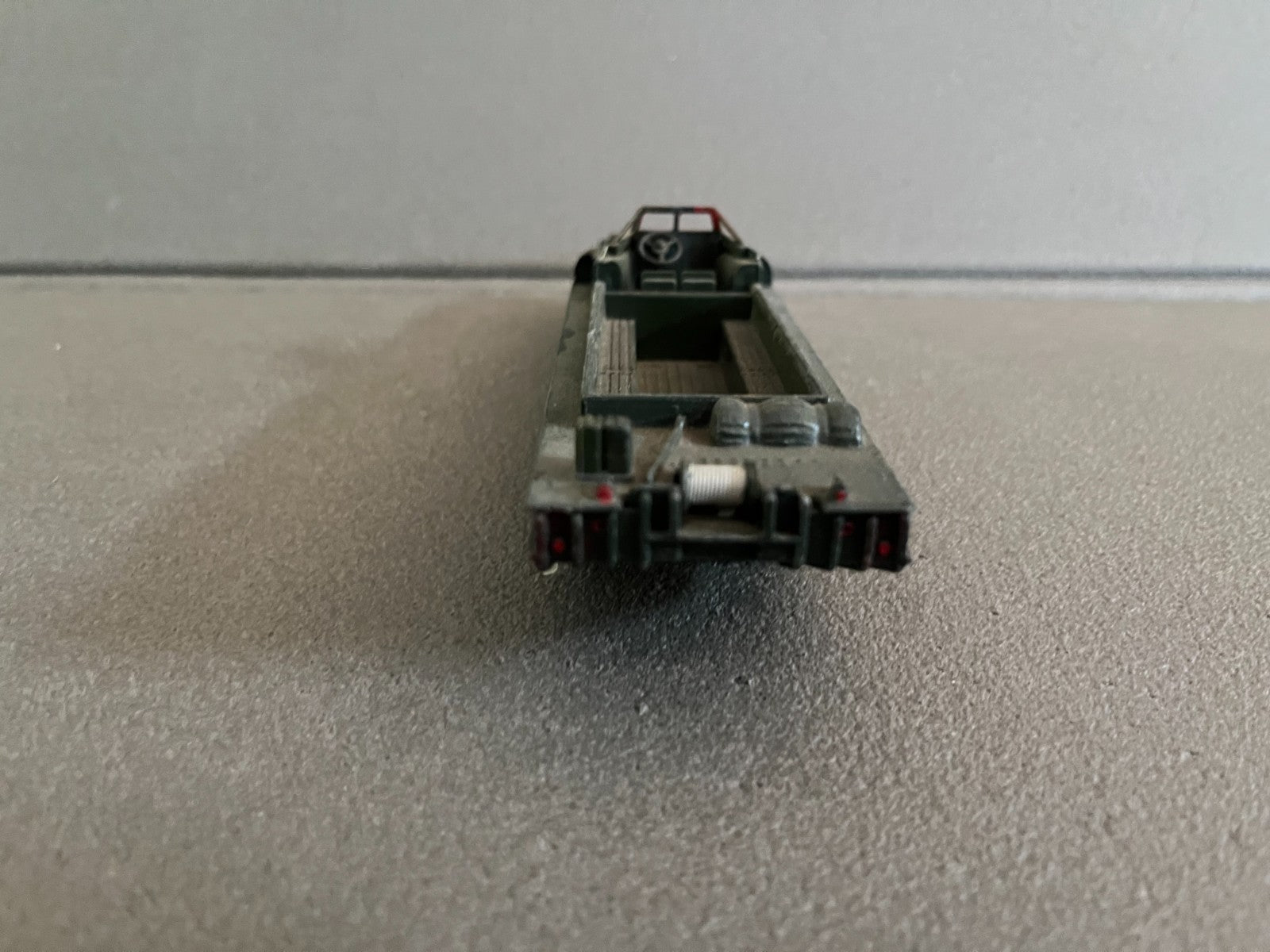 Ancienne Miniature Militaire Blindé DUKW 825 Dinky Toys Meccano France Epave