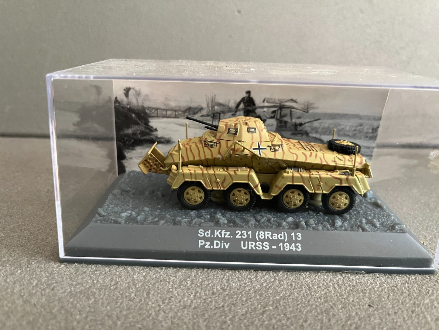 Miniature Militaire Char Tank Blindé Sd.Kfz. 231 8Rad 13 URSS 1943 Altaya 1/72