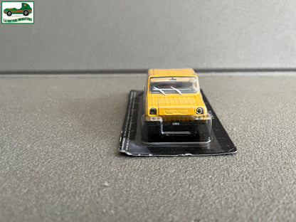 Voiture Miniature CM3 SMZ S-3D Pays de L'est URSS Russie au 1/43