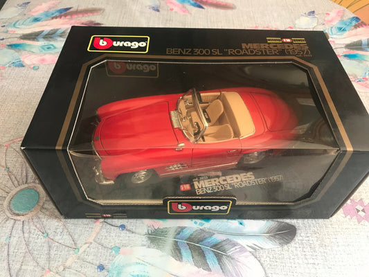 Voiture miniature Mercedes Benz 300 SL Roadster 1957 Burago au 1/18