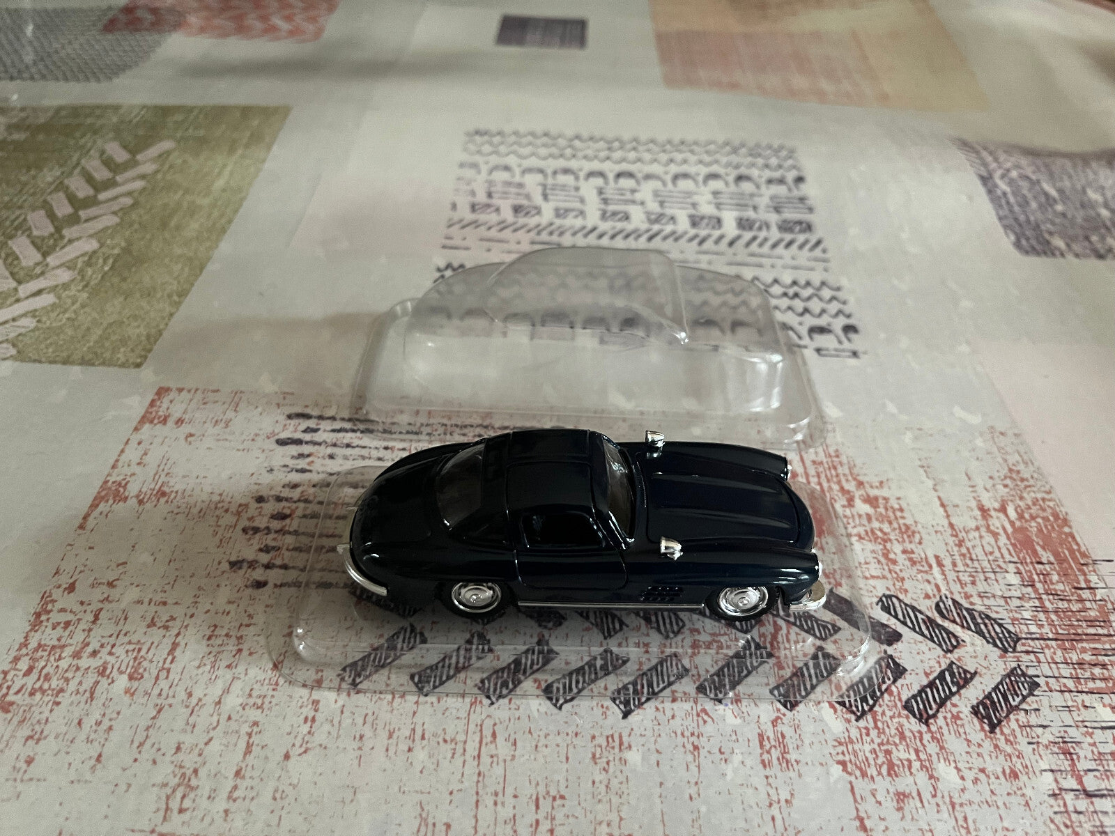 Voiture Miniature Mercedes 300 SL Solido 1/43