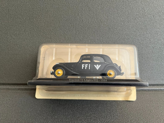 Voiture Miniature Citroen Traction 11 Légère FFI 1944 Militaire au 1/43