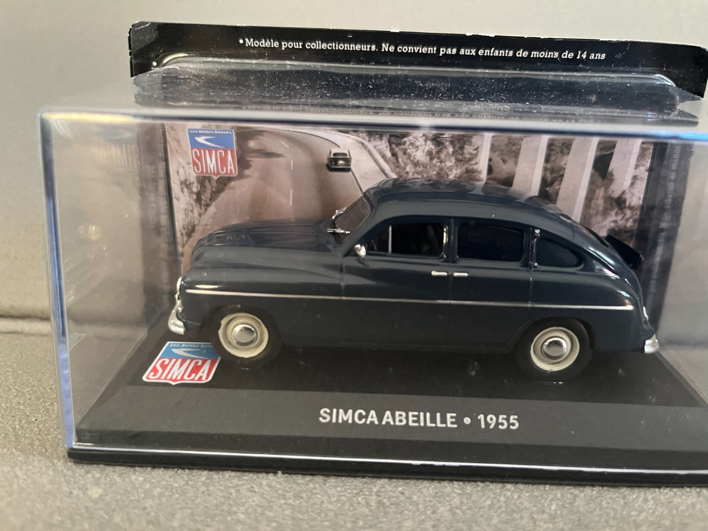 Voiture Miniature Simca Abeille 1955 Altaya au 1/43