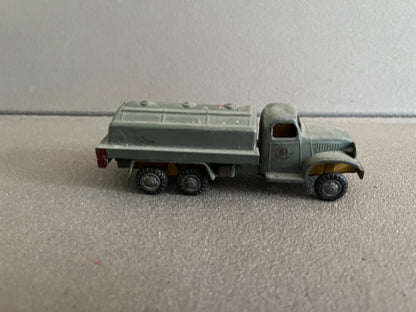 Ancienne Miniature Camion Citerne Militaire France Jouets Epave