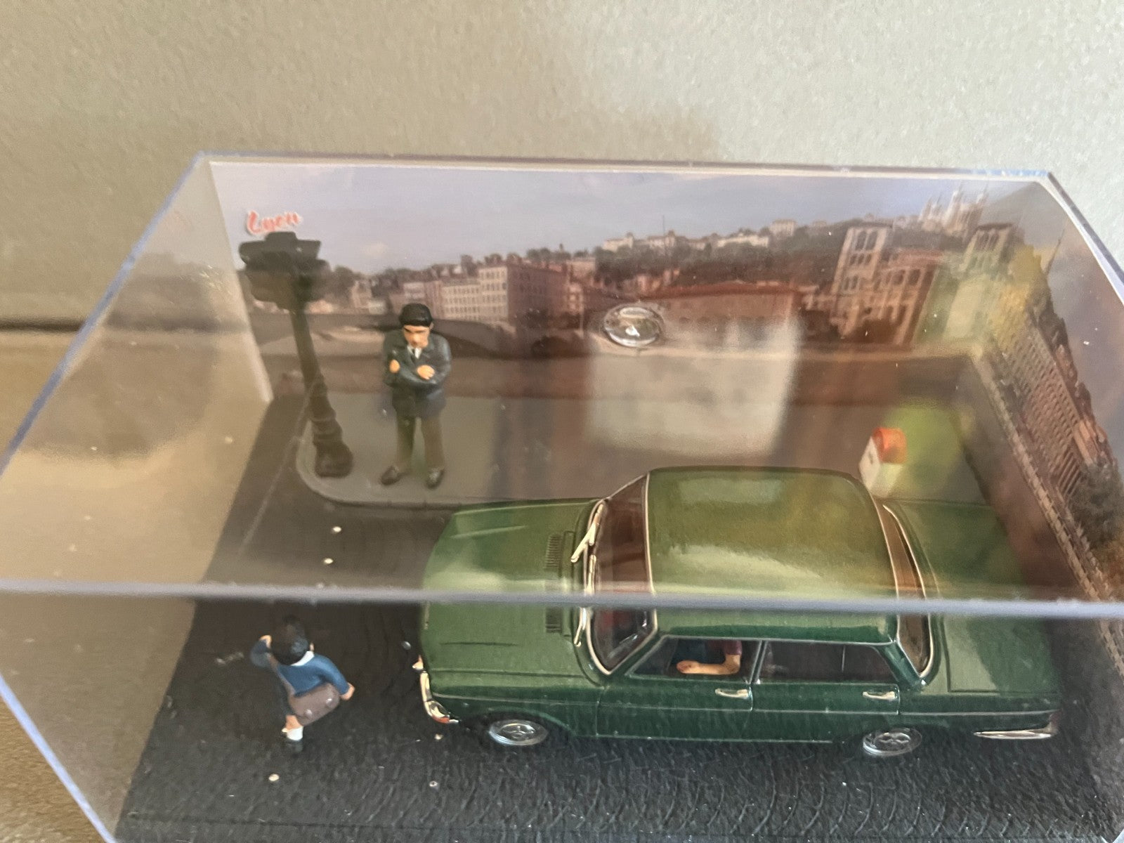 Voiture Miniature Simca 1501S Etape 17 La Route Bleue RN7 1/43