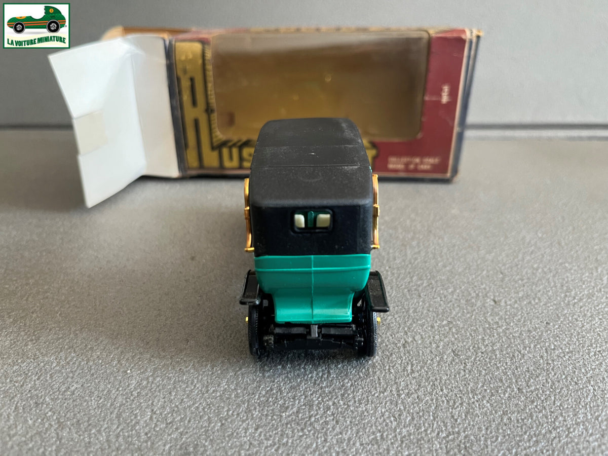 Ancienne Voiture Miniature Russo-Balt Satarov USSR URSS Russe Novoexport 1/43