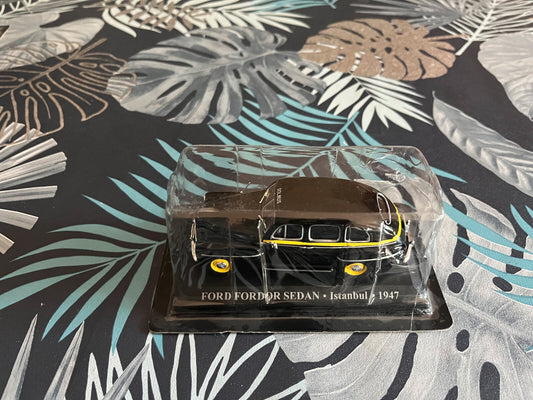 Voiture Miniature Ford Fordor Sedan Istanbul 1947 Taxi Du Monde au 1/43 Altaya