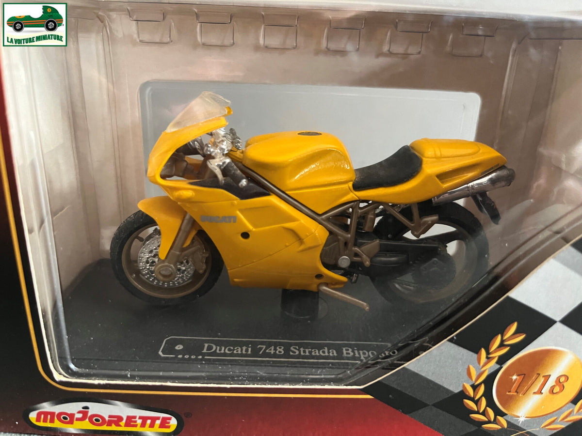 Moto miniature Ducati 748 Strada Biposto Majorette au 1/18