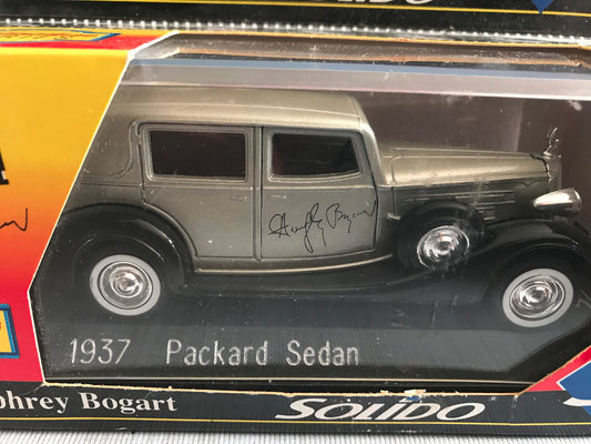 Voiture miniature Packard Sedan 1937 Humphrey Bogart Solido au 1/43