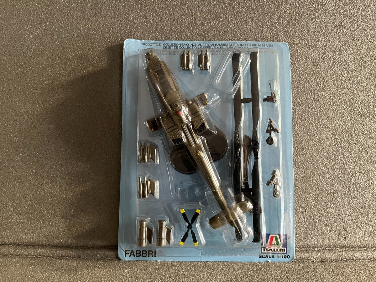 Avion miniature Militaire Hélicoptère Apache Fabbri Italeri 1/100
