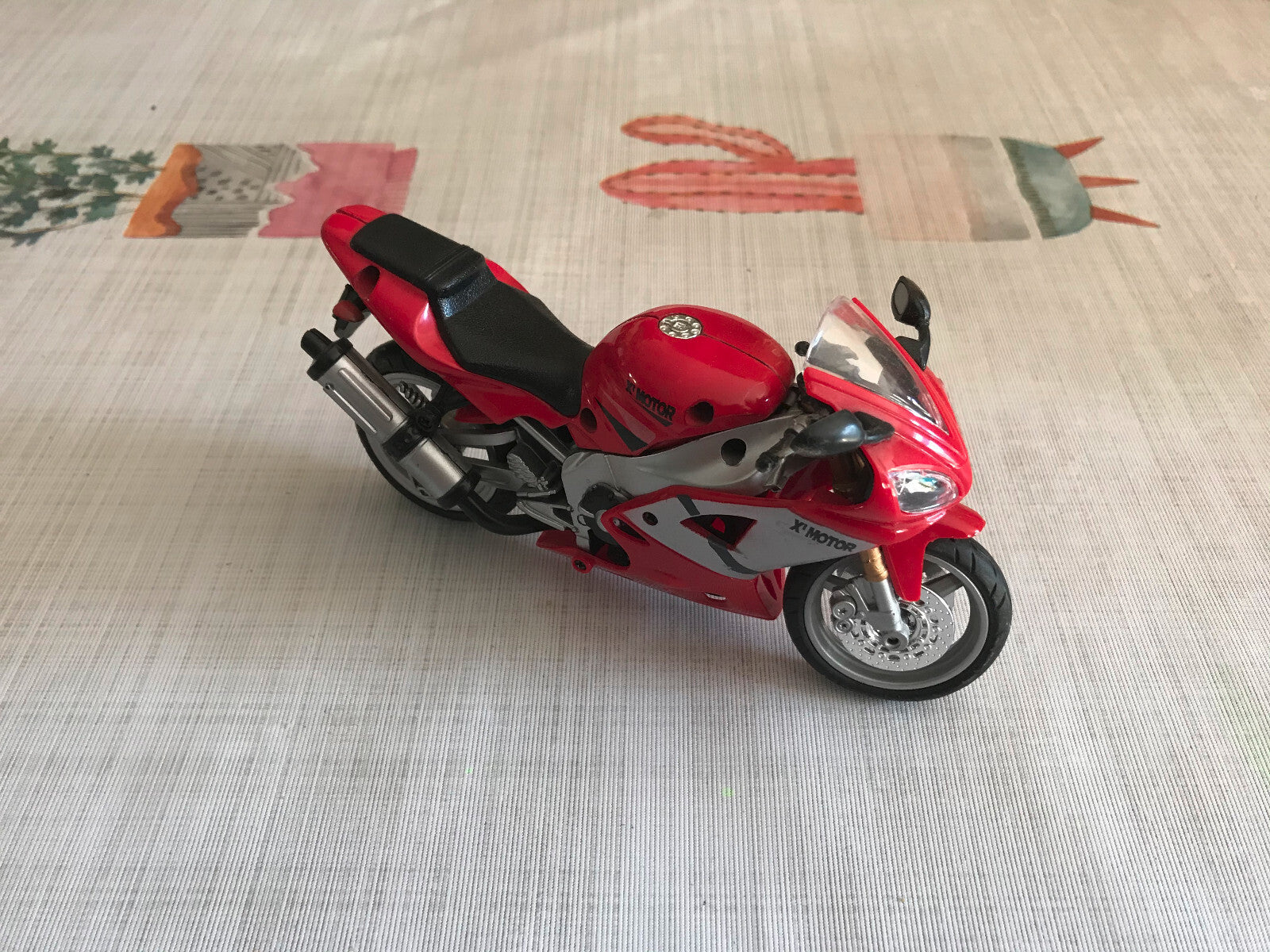 Moto miniature X' Motor sans boite