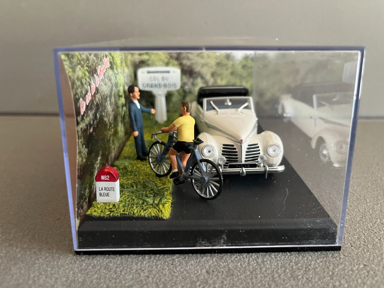 Voiture Miniature Rosengart Super Traction Etape 40 La Route Bleue RN7 1/43
