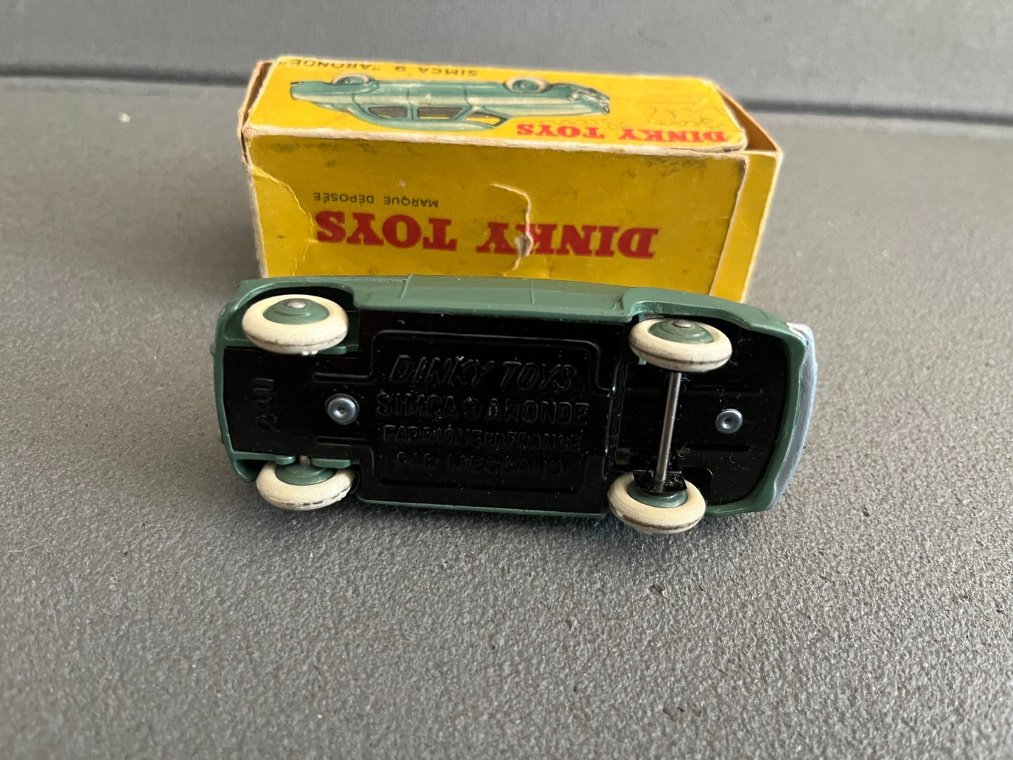 Ancienne Miniature Voiture Simca 9 Aronde Dinky Toys France 24U Boite