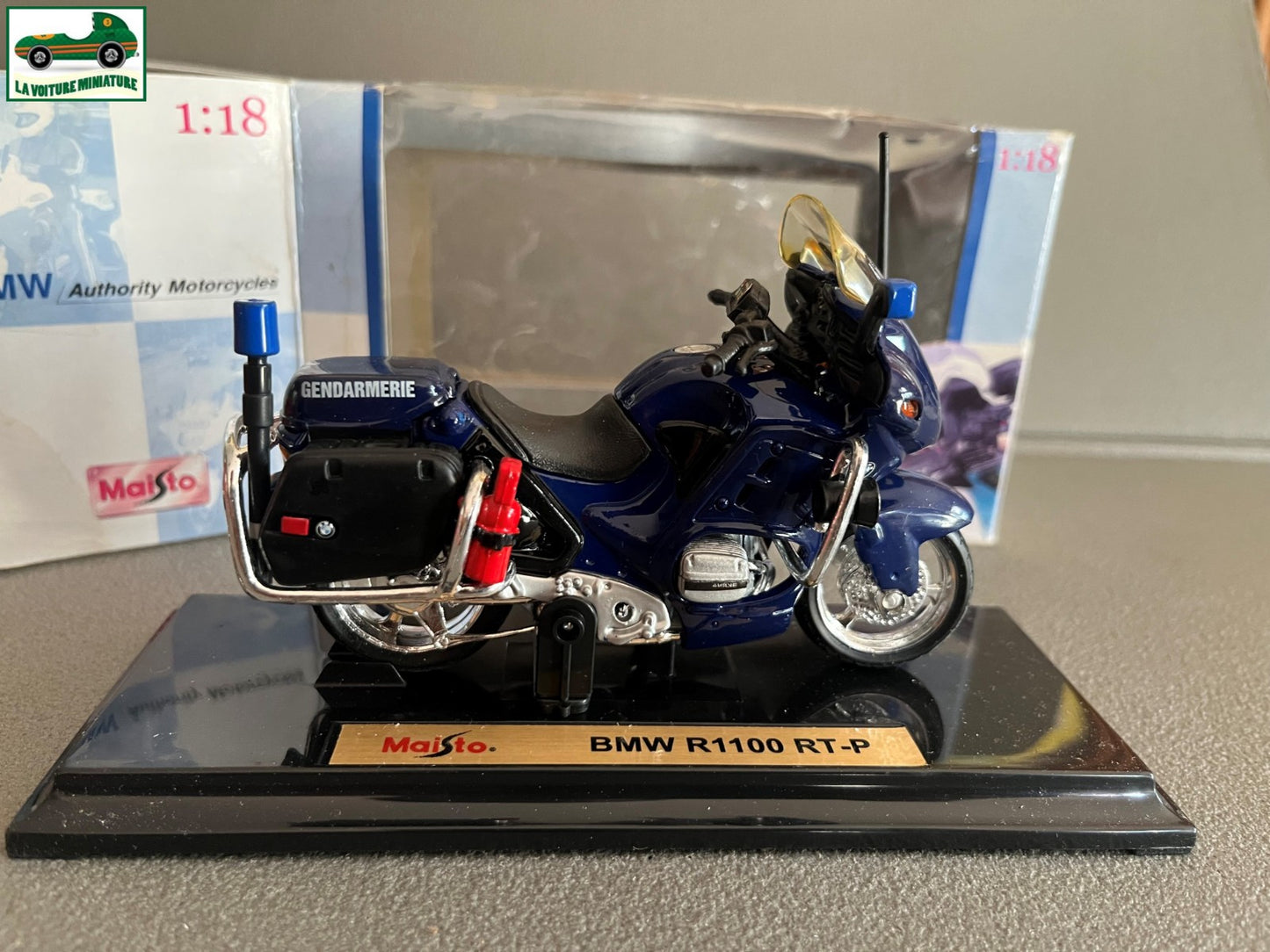 Moto miniature BMW R1100 RT-P Maisto Gendarmerie au 1/18