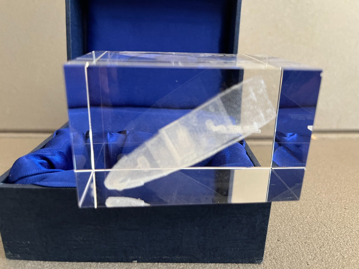 Rare Presse Papier Verre Bateau Navire Guerre Marine Collection Militaire DCN