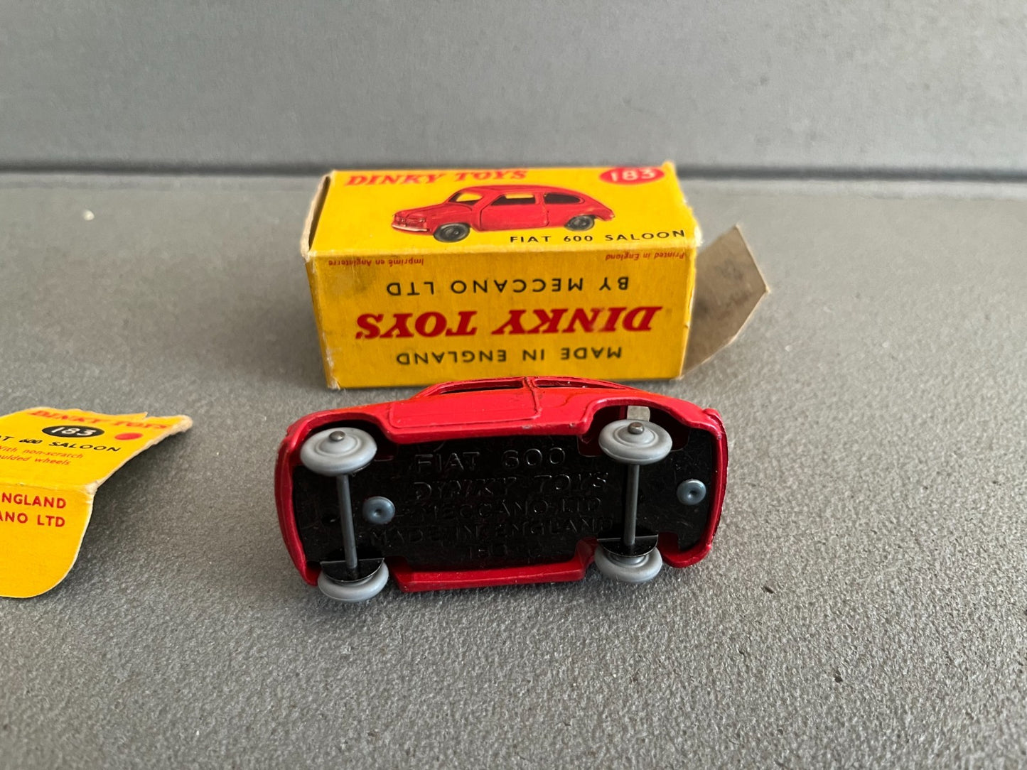 Ancienne Miniature Voiture Fiat 600 Saloon Dinky Toys England 183 Boite Meccano