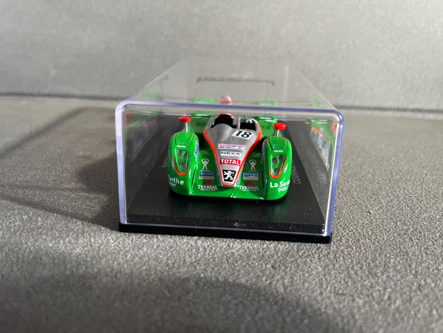 Voiture Miniature Courage C60 Peugeot Le Mans 2002 Spark Hachette 1/43