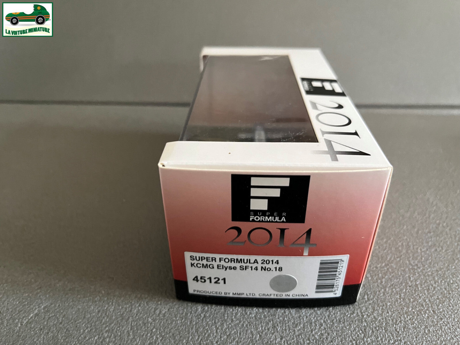 Voiture Miniature KCMG Elyse SF14 Formula 2014 F1 Ebbro au 1/43