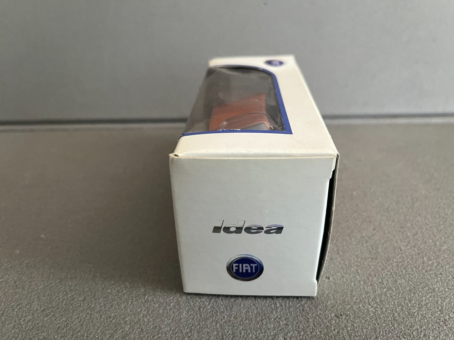 Voiture Miniature Fiat Idea Norev au 1/43
