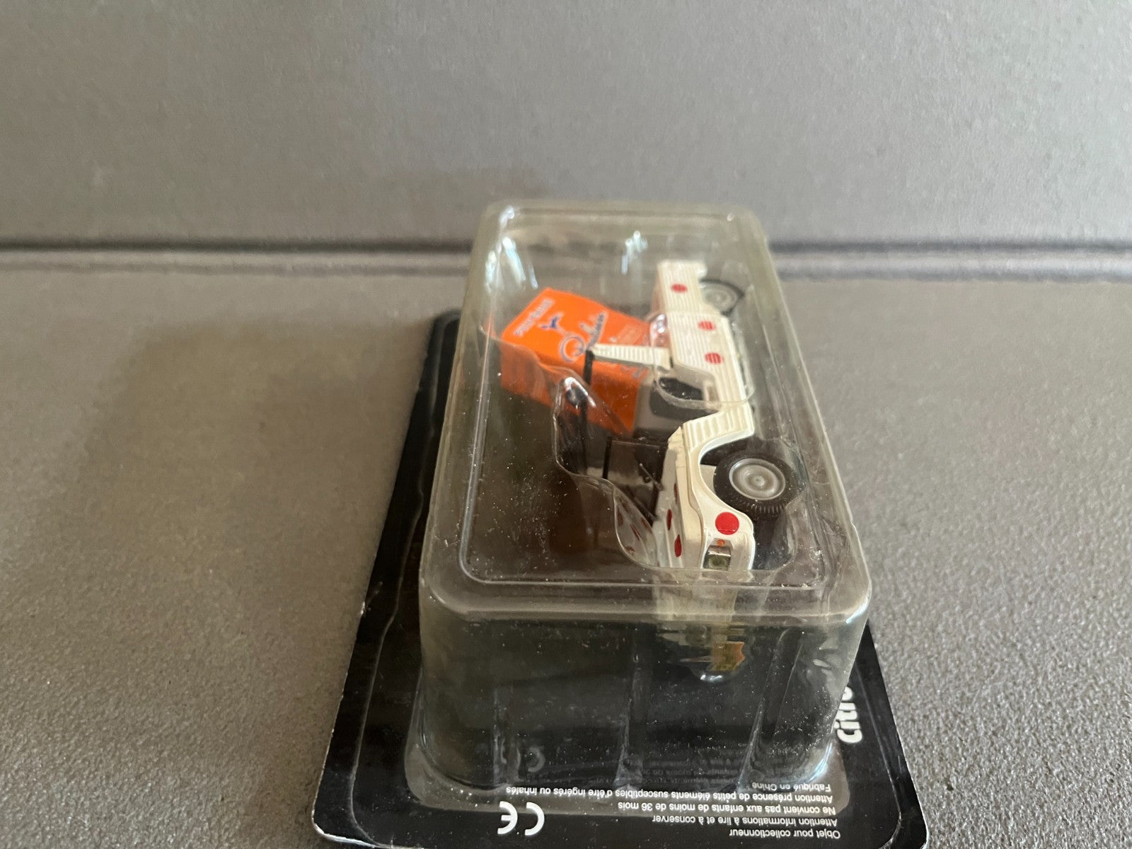 Voiture Miniature Citroen Mehari Poulain 1977 Tour de France Vélo Norev au 1/43