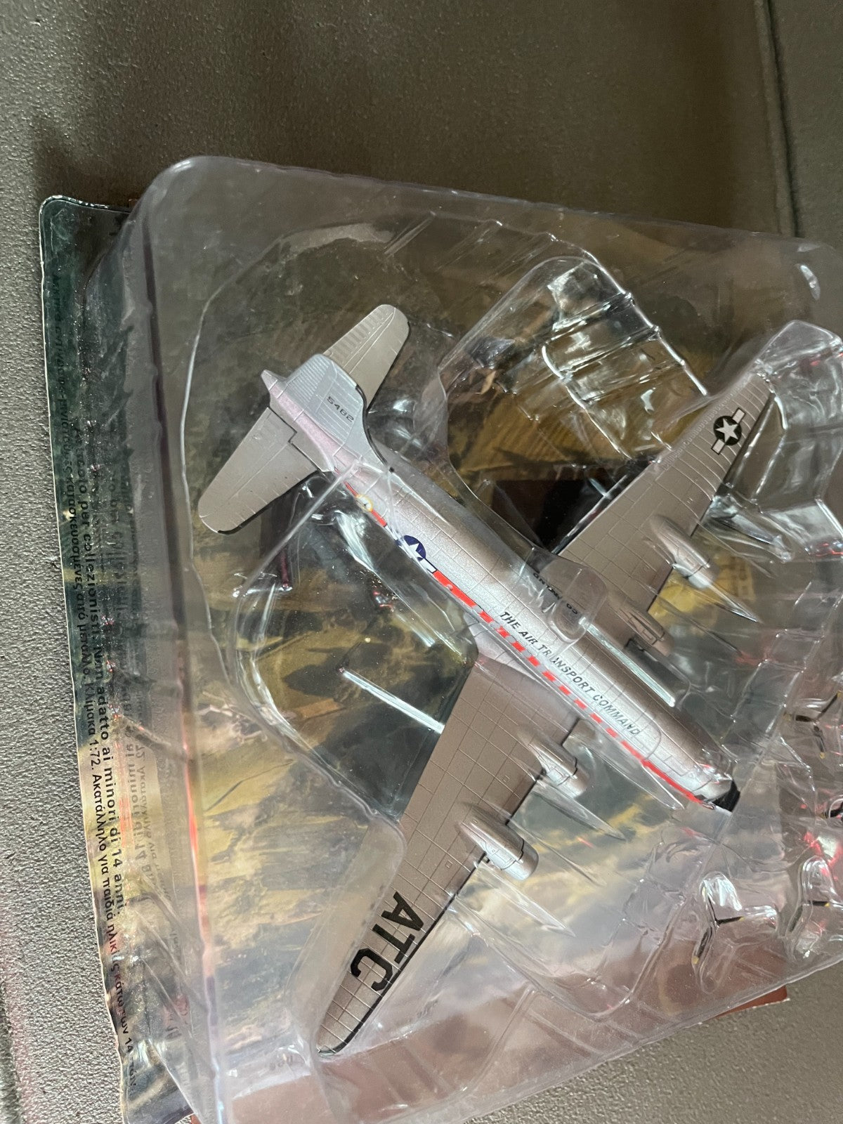 Avion miniature Militaire Bombardier Douglas C-54 Skymaster Altaya 1/72