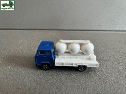 Ancienne Voiture Miniature Camion Volvo F-89 Produits Chimique Norev Mini Jet