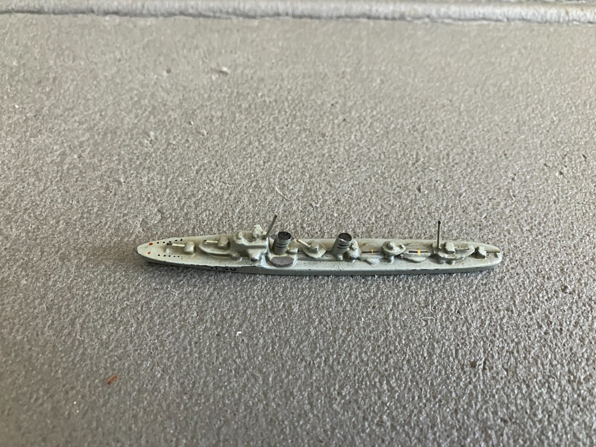 Ancien Bateau miniature Militaire H30 Alliage Plomb Wiking Germany 1/1250