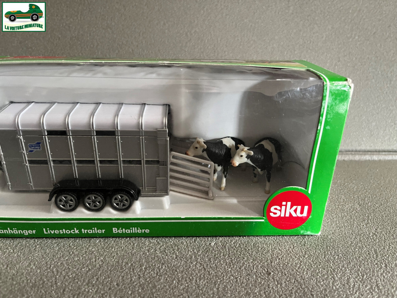 Miniature Voiture Remorque Agricole 1969 Betaillere Siku 1/50
