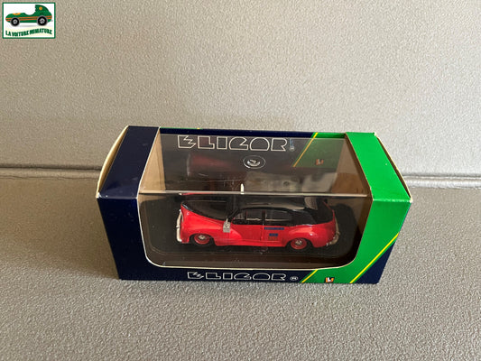 Voiture miniature Peugeot 203 Taxi 1954 Eligor France au 1/43