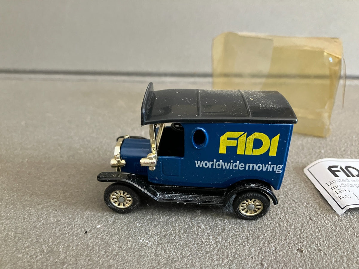 Ancienne Miniature Voiture Publicitaire Tacot Fidi Worldwide Moving 1/43 1/50