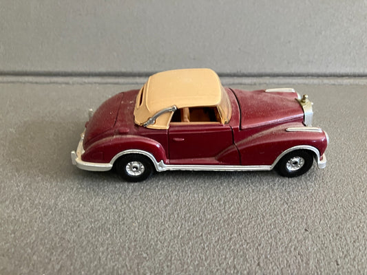 Ancienne Miniature Voiture Mercedes Benz 300S Corgi 1/36
