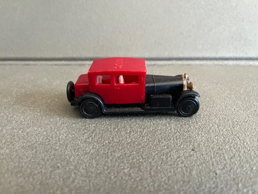 Voiture Miniature Ancien Plastique Voisin Carene 1934 Huilor France