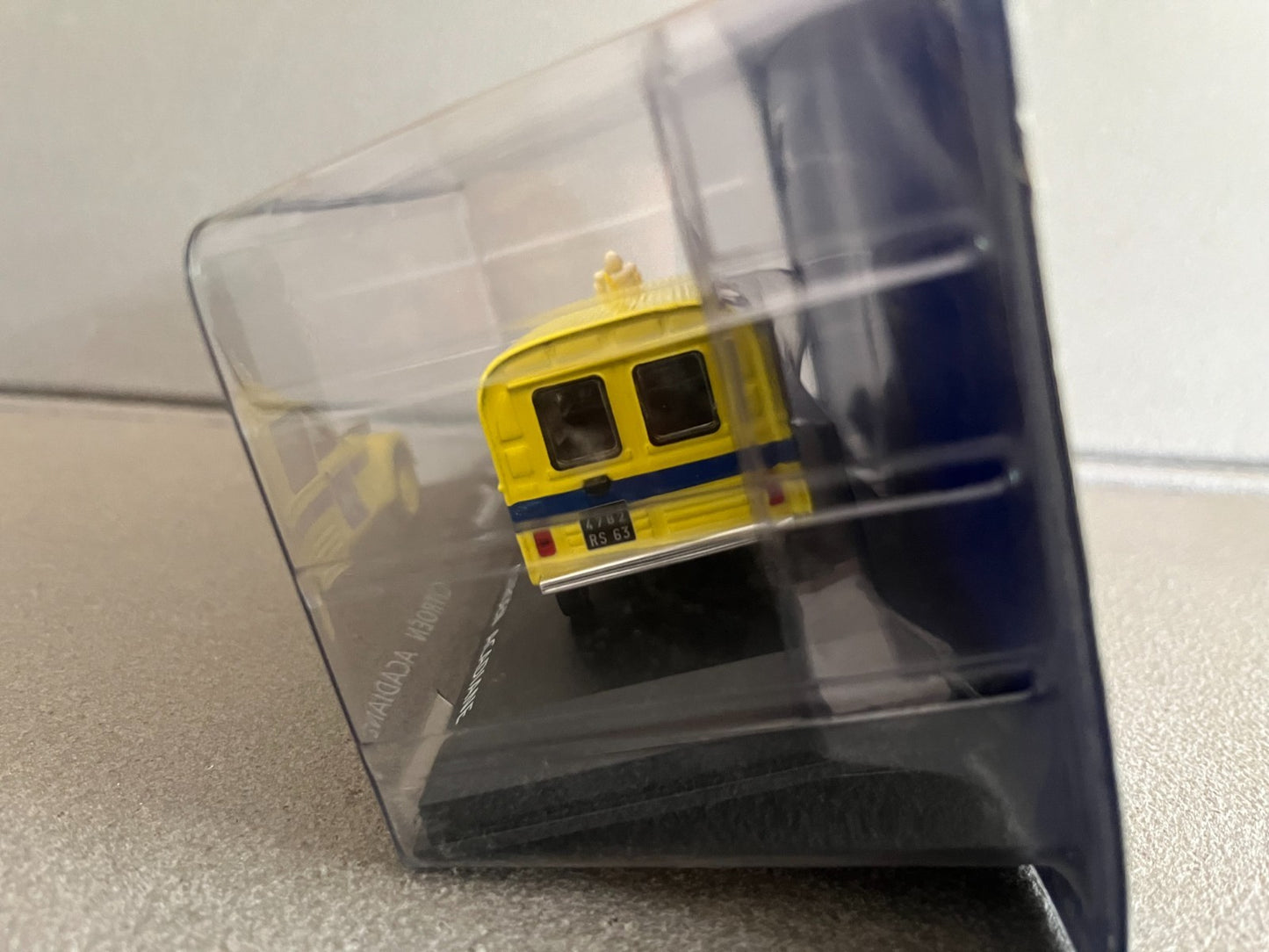Voiture Miniature Citroen Acadiane Michelin au 1/43