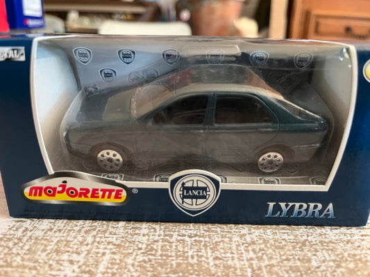 Voiture Miniature Lancia Lybra Majorette au 1/43