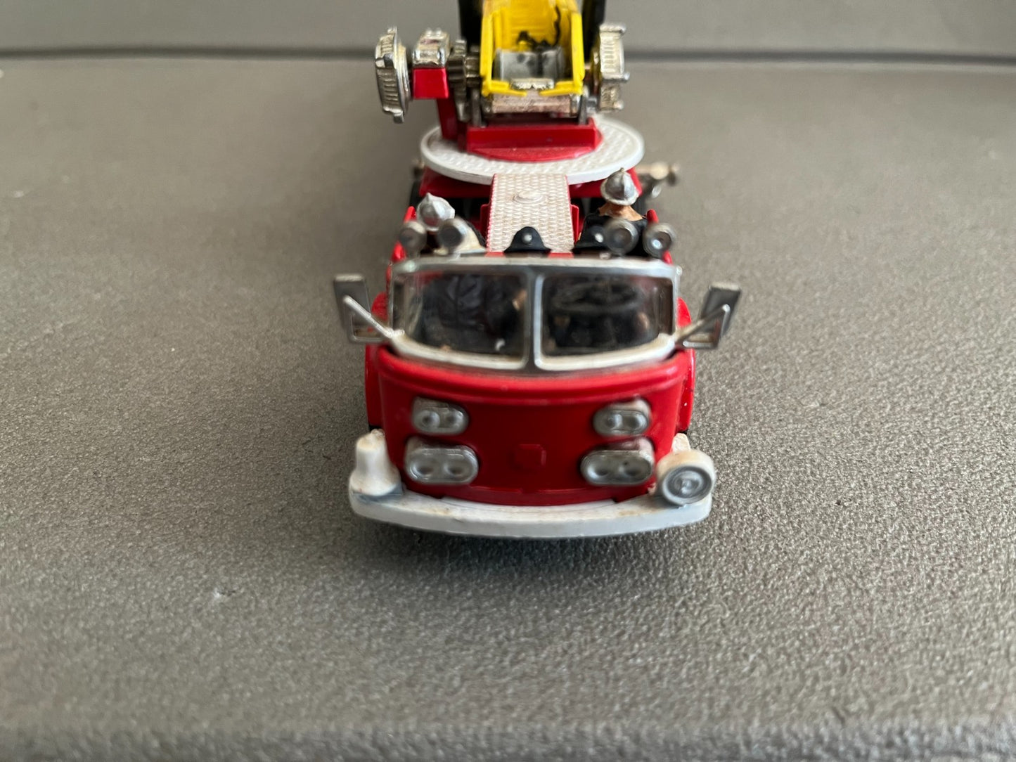 Voiture miniature Camion Pompiers Corgi Major Toys American La France GT Britain