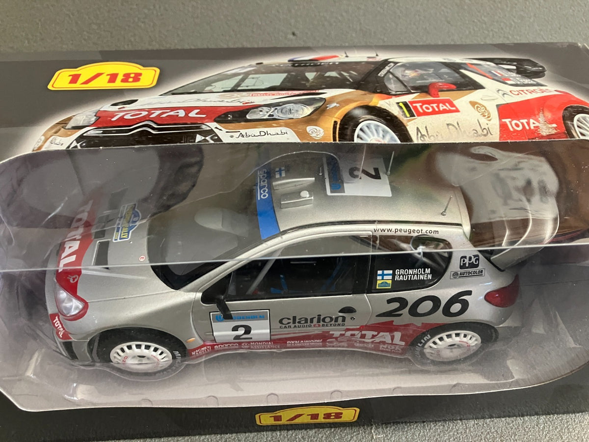 Voiture miniature Peugeot 206 Gronholm Rallye Suède 2002 WRC Altaya au 1/18