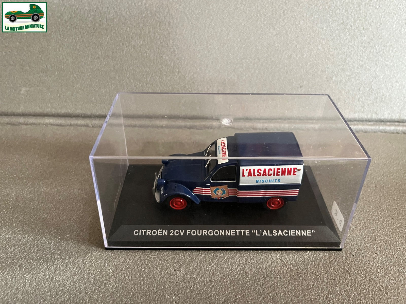 Voiture Miniature Publicitaire Citroen 2CV L'alsacienne Biscuits au 1/43