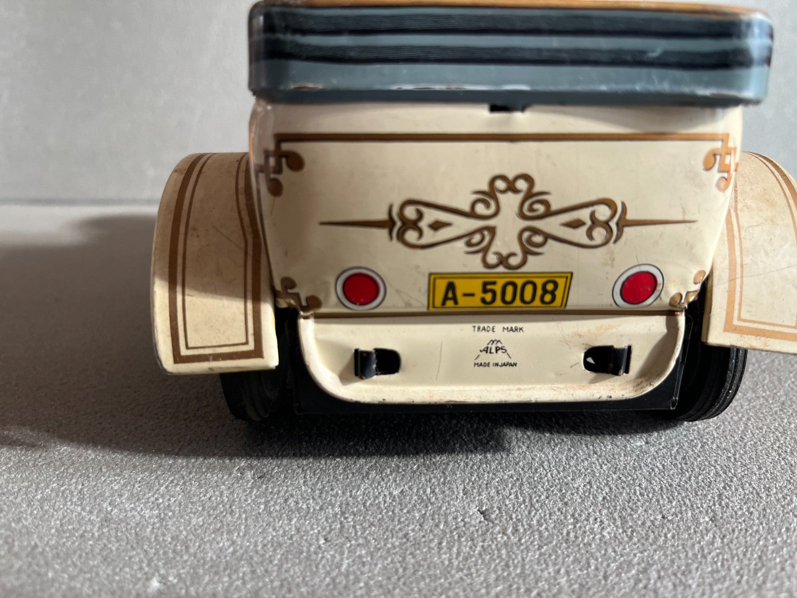 Jouet Ancien Voiture miniature ALPS Made in Japan Tôle Pile Vintage