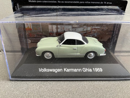 Voiture Miniature Volkswagen Karmann Ghia 1959 au 1/43