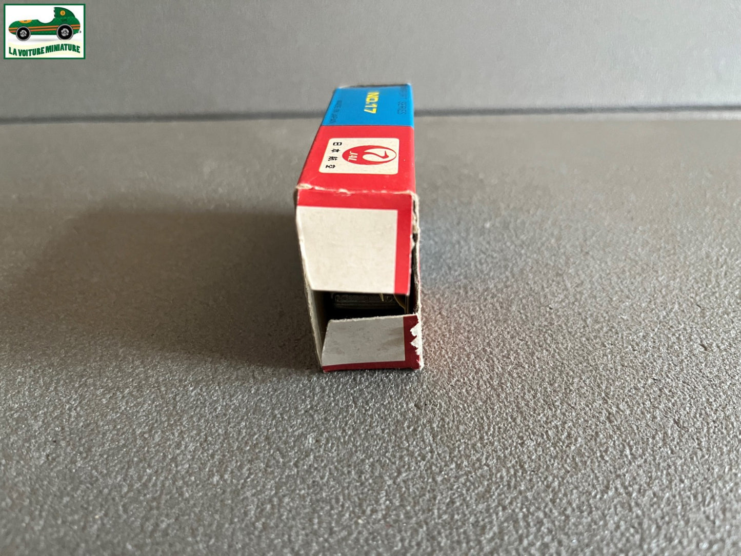 Voiture miniature Camion Jupiter Airport Series Operation Car Bandai Japan