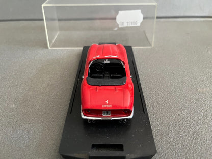 Voiture Miniature Ferrari 275 GTB/4 Spider Best au 1/43