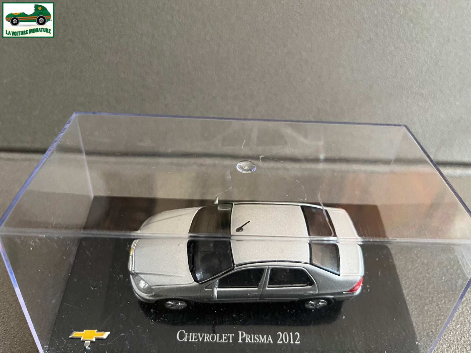 Voiture miniature Américaine Chevrolet Prisma 2012 au 1/43