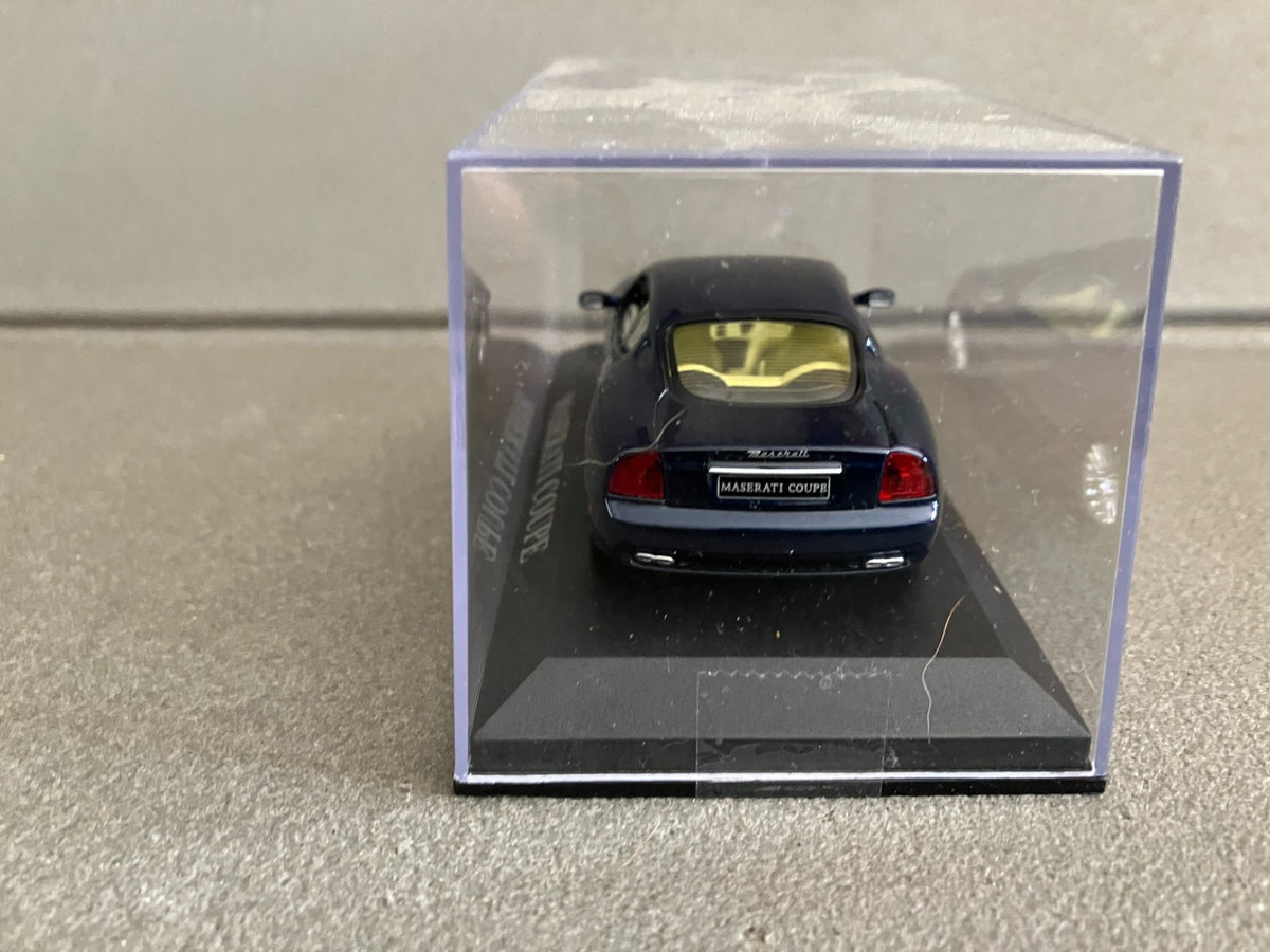 Voiture Miniature Maserati Coupé au 1/43