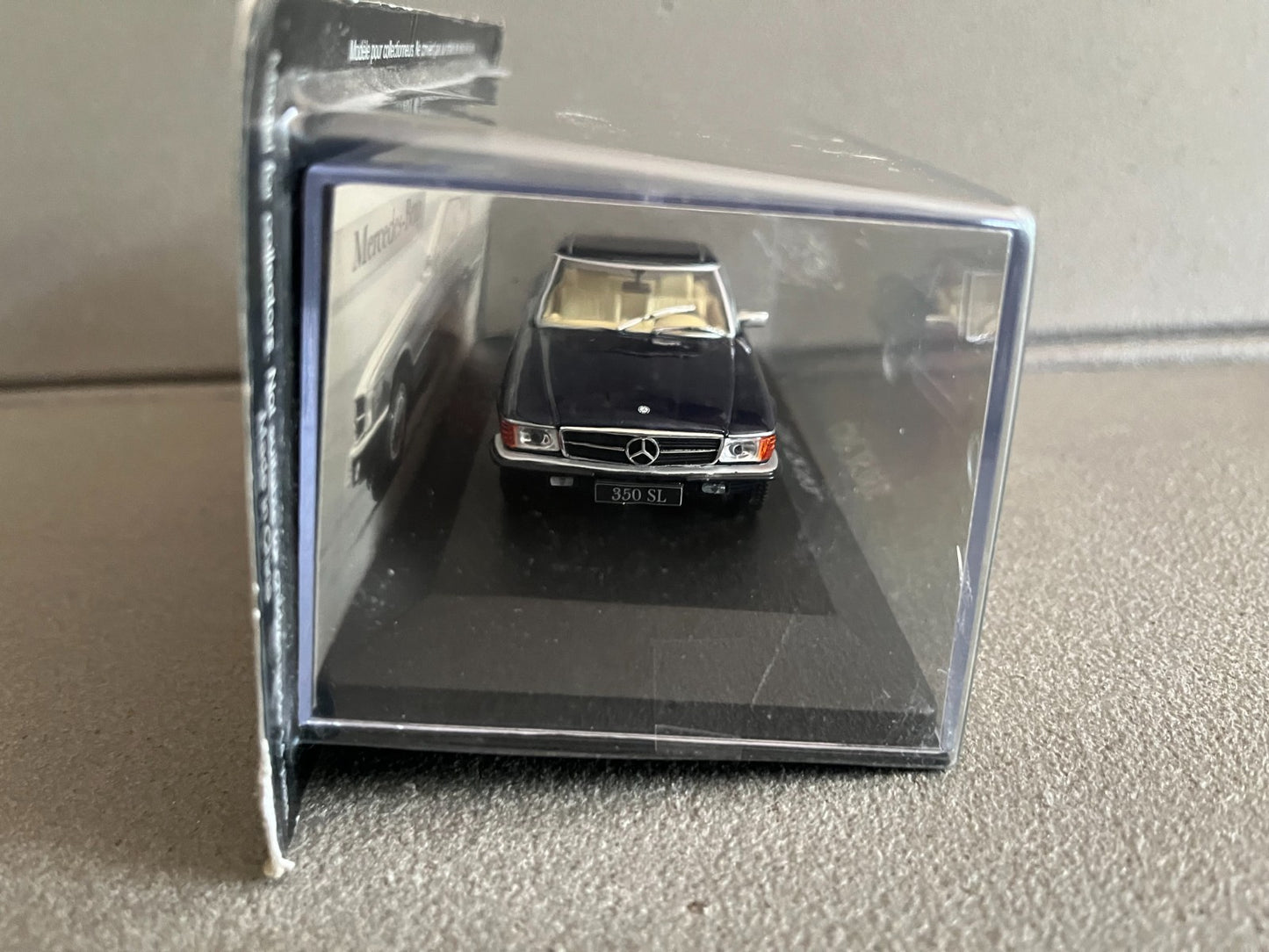 Voiture Miniature Mercedes 350 SL 1971 au 1/43