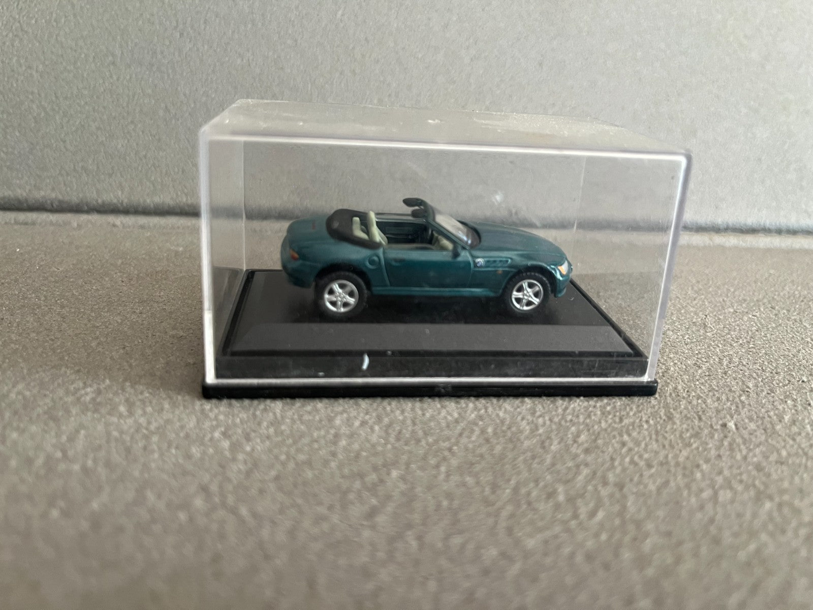 Voiture Miniature BMW Z3 Roadster Schuco au 1/72