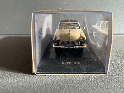 Voiture miniature Volga Gaz 21 1955 Ixo au 1/43